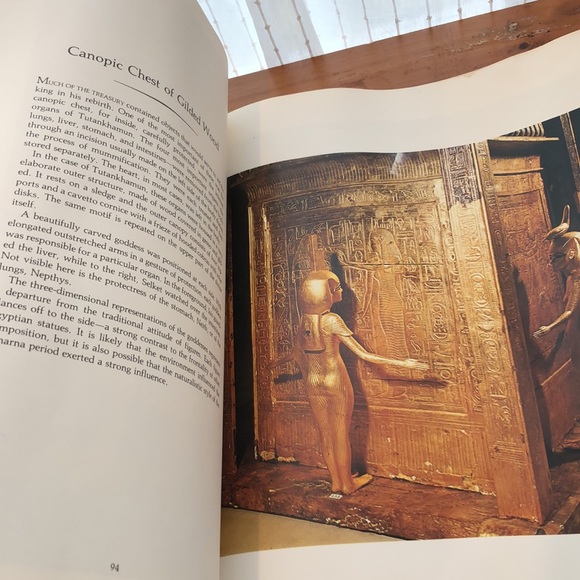 Egyptian Book Magazine Essay Text on Wonders of Tutankhamun - Picture 15 of 16